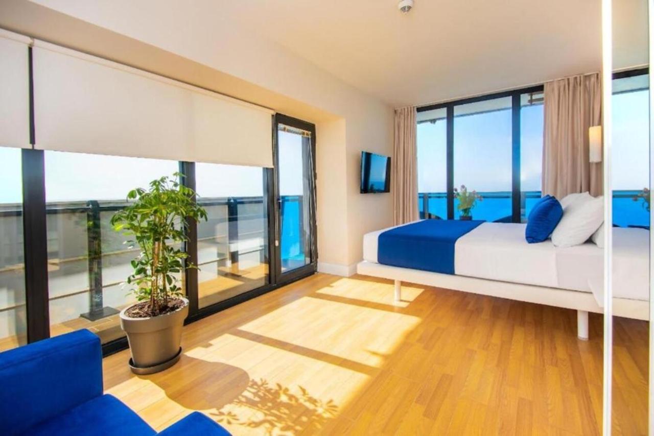 باتومي Seaside Resort In New Orbi Twins المظهر الخارجي الصورة